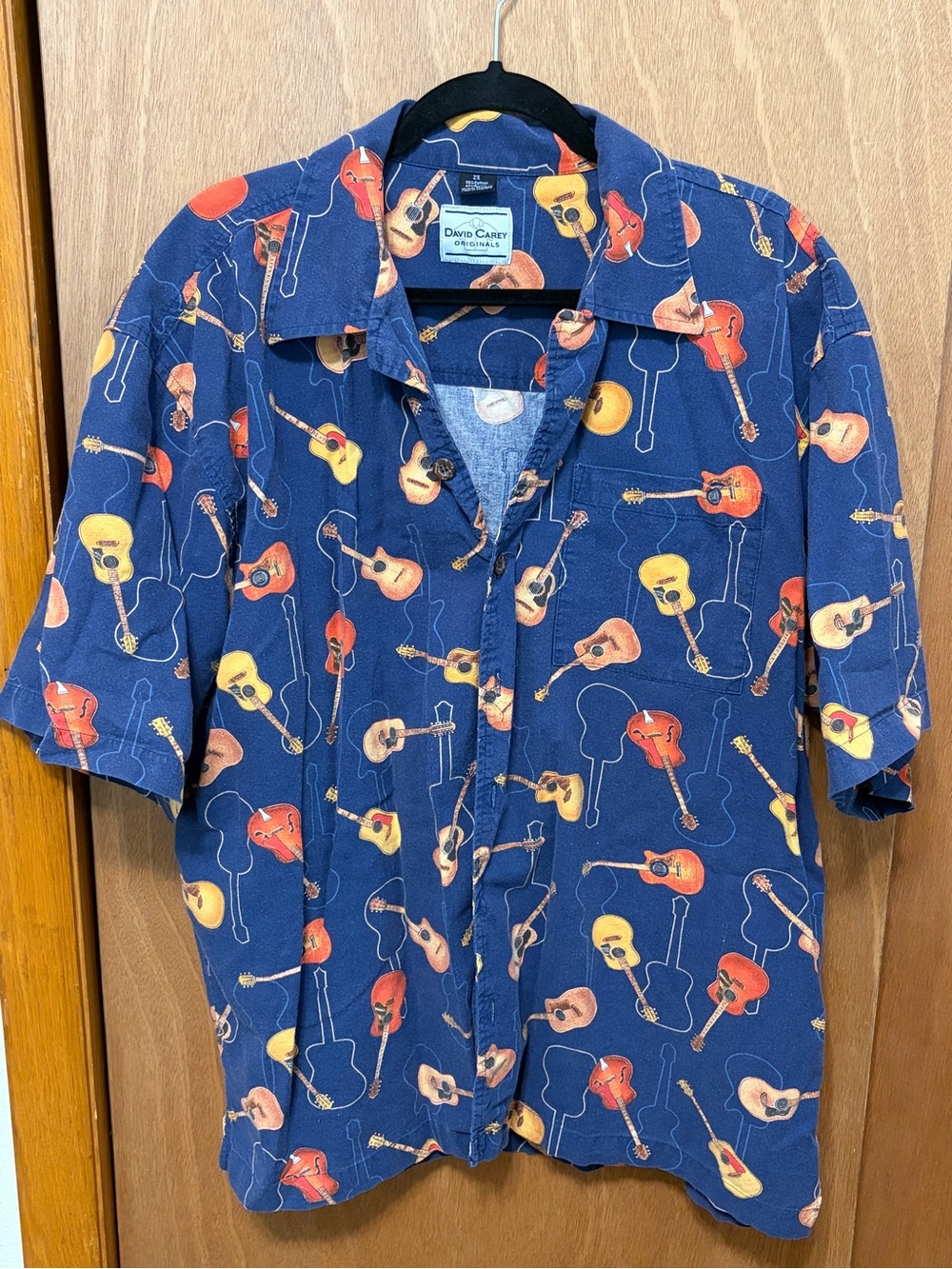 Vintage David Carey Men’s Blue Guitar Print Short-Sleeve Shirt
